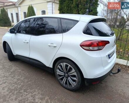 Белый Рено Сценик, объемом двигателя 1.46 л и пробегом 248 тыс. км за 11800 $, фото 2 на Automoto.ua