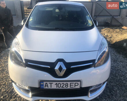 Белый Рено Сценик, объемом двигателя 1.6 л и пробегом 270 тыс. км за 11500 $, фото 16 на Automoto.ua