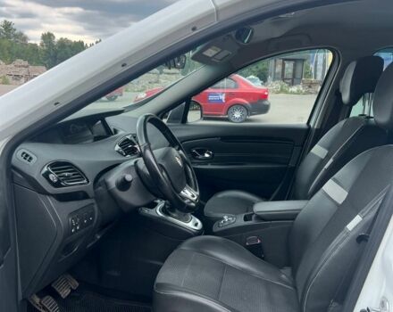 Білий Рено Сценік, об'ємом двигуна 1.46 л та пробігом 330 тис. км за 8900 $, фото 12 на Automoto.ua