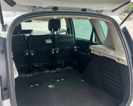 Білий Рено Сценік, об'ємом двигуна 1.46 л та пробігом 330 тис. км за 8900 $, фото 7 на Automoto.ua