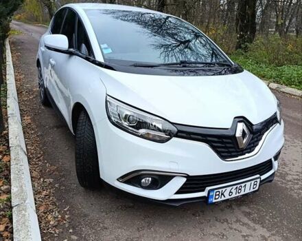 Белый Рено Сценик, объемом двигателя 1.46 л и пробегом 248 тыс. км за 11800 $, фото 1 на Automoto.ua