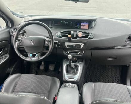 Білий Рено Сценік, об'ємом двигуна 1.46 л та пробігом 330 тис. км за 8900 $, фото 14 на Automoto.ua