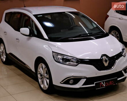 Белый Рено Сценик, объемом двигателя 1.5 л и пробегом 223 тыс. км за 15900 $, фото 3 на Automoto.ua