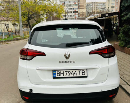 Білий Рено Сценік, об'ємом двигуна 1.5 л та пробігом 250 тис. км за 15000 $, фото 3 на Automoto.ua