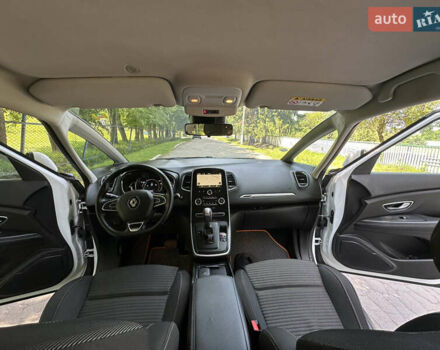 Белый Рено Сценик, объемом двигателя 1.46 л и пробегом 210 тыс. км за 14999 $, фото 41 на Automoto.ua