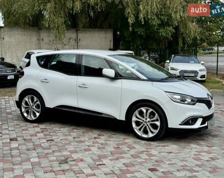 Белый Рено Сценик, объемом двигателя 1.5 л и пробегом 204 тыс. км за 13700 $, фото 4 на Automoto.ua