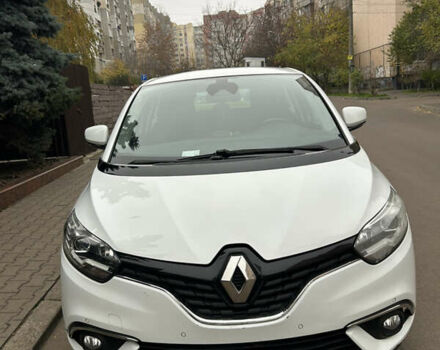 Білий Рено Сценік, об'ємом двигуна 1.5 л та пробігом 250 тис. км за 15000 $, фото 4 на Automoto.ua