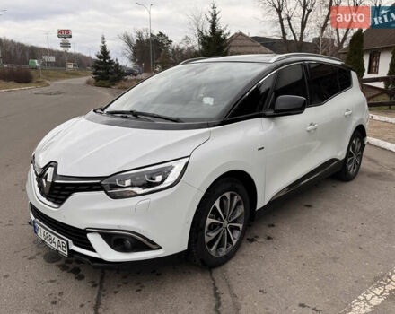 Белый Рено Сценик, объемом двигателя 1.6 л и пробегом 249 тыс. км за 14800 $, фото 1 на Automoto.ua