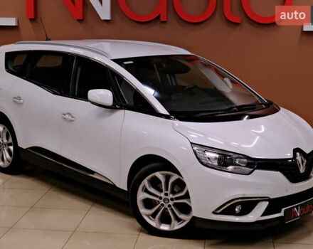 Белый Рено Сценик, объемом двигателя 1.5 л и пробегом 223 тыс. км за 15900 $, фото 4 на Automoto.ua