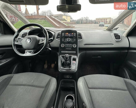 Білий Рено Сценік, об'ємом двигуна 1.5 л та пробігом 176 тис. км за 13300 $, фото 21 на Automoto.ua