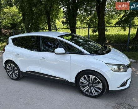 Белый Рено Сценик, объемом двигателя 1.46 л и пробегом 210 тыс. км за 14999 $, фото 8 на Automoto.ua