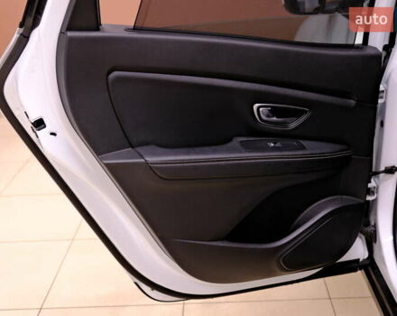 Белый Рено Сценик, объемом двигателя 1.5 л и пробегом 223 тыс. км за 15900 $, фото 32 на Automoto.ua