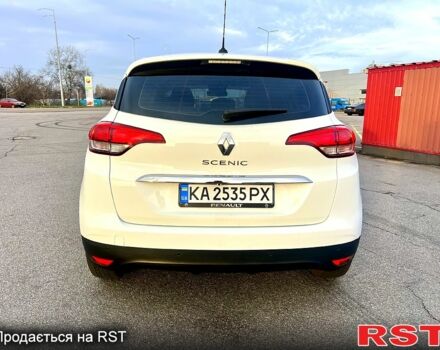 Белый Рено Сценик, объемом двигателя 1.5 л и пробегом 195 тыс. км за 12500 $, фото 5 на Automoto.ua