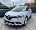 Белый Рено Сценик, объемом двигателя 1.5 л и пробегом 350 тыс. км за 10000 $, фото 1 на Automoto.ua