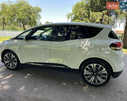 Белый Рено Сценик, объемом двигателя 1.46 л и пробегом 210 тыс. км за 14999 $, фото 24 на Automoto.ua