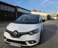 Белый Рено Сценик, объемом двигателя 1.46 л и пробегом 255 тыс. км за 15500 $, фото 1 на Automoto.ua