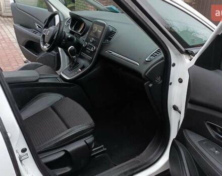 Белый Рено Сценик, объемом двигателя 1.46 л и пробегом 245 тыс. км за 14600 $, фото 28 на Automoto.ua