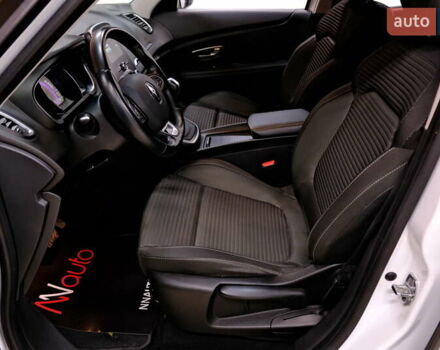 Белый Рено Сценик, объемом двигателя 1.5 л и пробегом 223 тыс. км за 15900 $, фото 29 на Automoto.ua