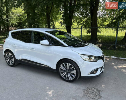 Белый Рено Сценик, объемом двигателя 1.46 л и пробегом 210 тыс. км за 14999 $, фото 6 на Automoto.ua