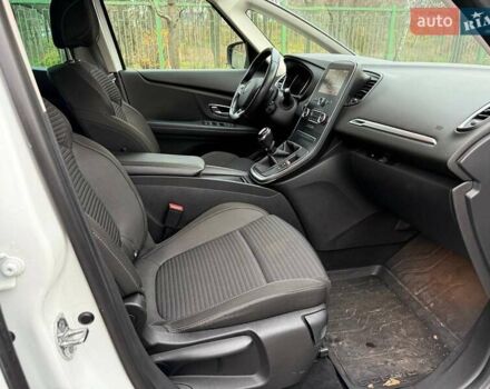 Белый Рено Сценик, объемом двигателя 1.8 л и пробегом 163 тыс. км за 14500 $, фото 15 на Automoto.ua