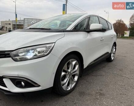 Белый Рено Сценик, объемом двигателя 1.8 л и пробегом 163 тыс. км за 14500 $, фото 5 на Automoto.ua