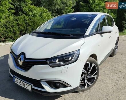 Белый Рено Сценик, объемом двигателя 1.6 л и пробегом 261 тыс. км за 16500 $, фото 1 на Automoto.ua
