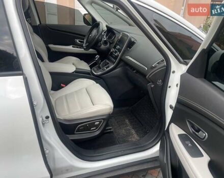 Рено Сценик 2019 в Луцке на Automoto.ua Белый Рено Сценик, объемом двигателя 1.7 л и пробегом 206 тыс. км за 14890 $, фото 16 на Automoto.ua