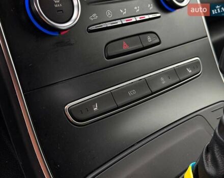 Белый Рено Сценик, объемом двигателя 1.8 л и пробегом 230 тыс. км за 16800 $, фото 48 на Automoto.ua