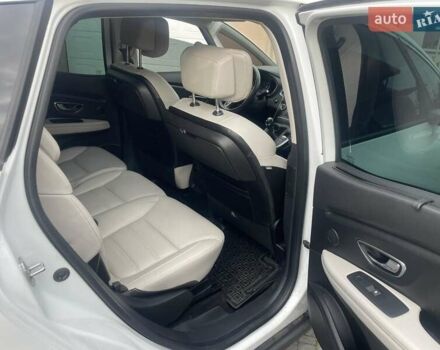 Рено Сценик 2019 в Луцке на Automoto.ua Белый Рено Сценик, объемом двигателя 1.7 л и пробегом 206 тыс. км за 14890 $, фото 13 на Automoto.ua