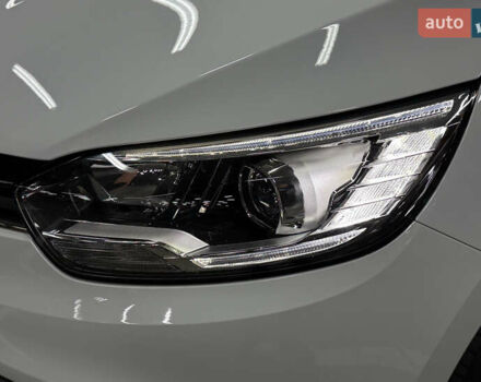 Белый Рено Сценик, объемом двигателя 1.8 л и пробегом 174 тыс. км за 18500 $, фото 13 на Automoto.ua