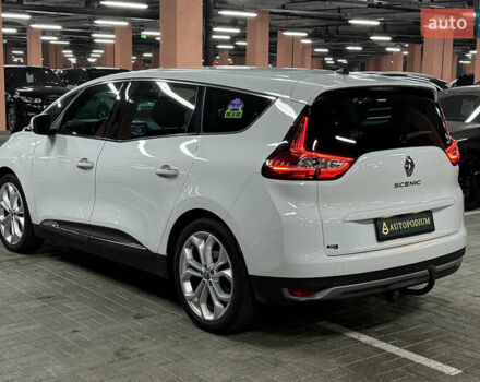 Белый Рено Сценик, объемом двигателя 1.8 л и пробегом 174 тыс. км за 18500 $, фото 9 на Automoto.ua