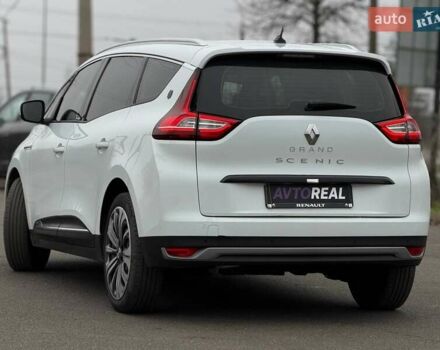 Белый Рено Сценик, объемом двигателя 1.8 л и пробегом 230 тыс. км за 16800 $, фото 19 на Automoto.ua