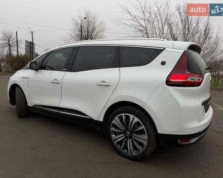 Белый Рено Сценик, объемом двигателя 1.8 л и пробегом 230 тыс. км за 16800 $, фото 27 на Automoto.ua