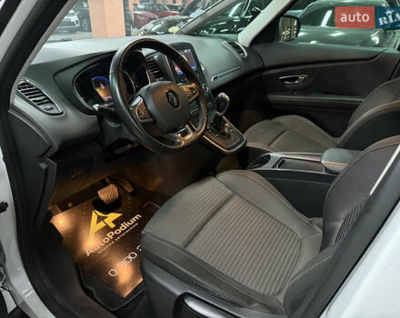 Белый Рено Сценик, объемом двигателя 1.8 л и пробегом 174 тыс. км за 18500 $, фото 16 на Automoto.ua