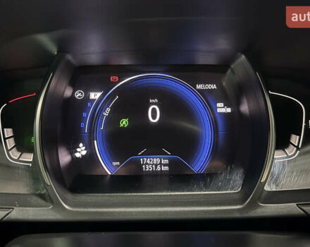 Белый Рено Сценик, объемом двигателя 1.8 л и пробегом 174 тыс. км за 18500 $, фото 24 на Automoto.ua