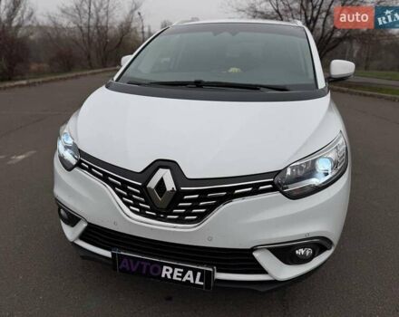 Белый Рено Сценик, объемом двигателя 1.8 л и пробегом 230 тыс. км за 16800 $, фото 12 на Automoto.ua