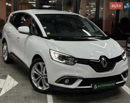 Белый Рено Сценик, объемом двигателя 1.8 л и пробегом 174 тыс. км за 18500 $, фото 4 на Automoto.ua