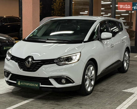 Белый Рено Сценик, объемом двигателя 1.8 л и пробегом 174 тыс. км за 18500 $, фото 6 на Automoto.ua