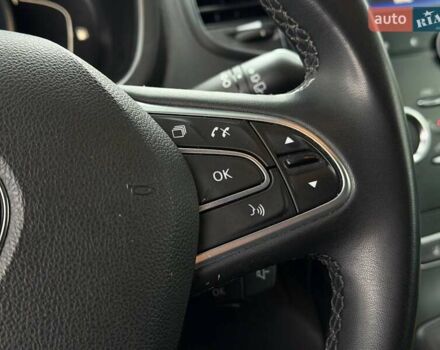 Белый Рено Сценик, объемом двигателя 1.8 л и пробегом 230 тыс. км за 16800 $, фото 44 на Automoto.ua