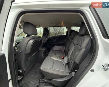 Белый Рено Сценик, объемом двигателя 1.8 л и пробегом 230 тыс. км за 16800 $, фото 31 на Automoto.ua