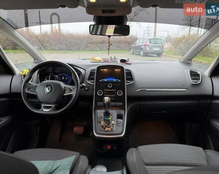 Белый Рено Сценик, объемом двигателя 1.8 л и пробегом 230 тыс. км за 16800 $, фото 37 на Automoto.ua