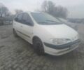 Білий Рено Сценік, об'ємом двигуна 1.6 л та пробігом 235 тис. км за 1400 $, фото 1 на Automoto.ua
