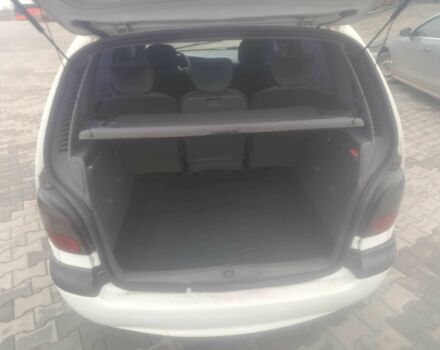 Білий Рено Сценік, об'ємом двигуна 1.6 л та пробігом 235 тис. км за 1400 $, фото 5 на Automoto.ua