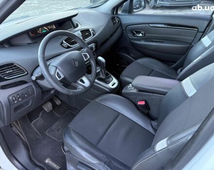 Білий Рено Сценік, об'ємом двигуна 1.5 л та пробігом 192 тис. км за 9190 $, фото 20 на Automoto.ua