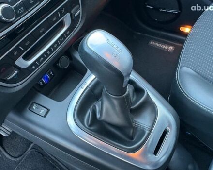 Білий Рено Сценік, об'ємом двигуна 1.5 л та пробігом 192 тис. км за 9190 $, фото 28 на Automoto.ua