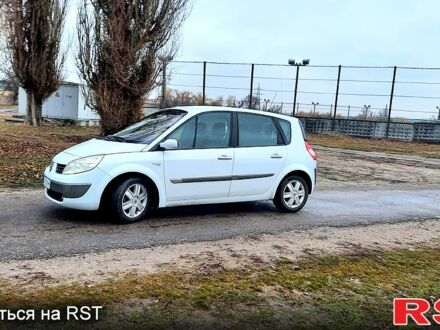 Рено Сценик 2004 в Александрие на Automoto.ua Белый Рено Сценик, объемом двигателя 1.6 л и пробегом 161 тыс. км за 5300 $, фото 1 на Automoto.ua