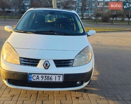 Белый Рено Сценик, объемом двигателя 1.6 л и пробегом 321 тыс. км за 4300 $, фото 1 на Automoto.ua