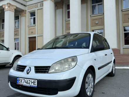 Белый Рено Сценик, объемом двигателя 1.46 л и пробегом 296 тыс. км за 4400 $, фото 1 на Automoto.ua