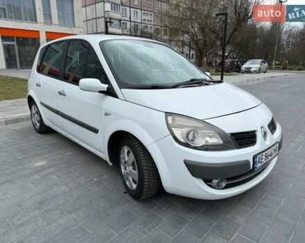 Белый Рено Сценик, объемом двигателя 1.46 л и пробегом 226 тыс. км за 5500 $, фото 1 на Automoto.ua