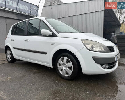 Белый Рено Сценик, объемом двигателя 1.46 л и пробегом 226 тыс. км за 6400 $, фото 1 на Automoto.ua